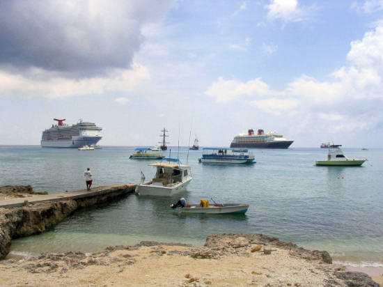 A picture of the cruise ships at George Town. 