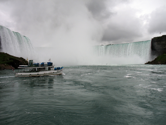 Picture of  The  Maid Of The Mist Approaching Niagara Falls  is shown on this page.