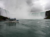  Maid Of The Mist Approaching Niagara Falls Picture