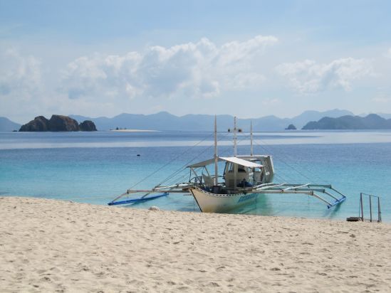 club paradise coron philippines transport boat Isla Walang Lang aw picture