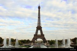 Download Paris Background Wallpaper