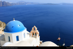 Free blue domed church,Santorini, Greece, Desktop Background Wallpaper