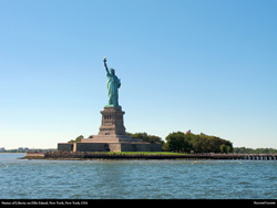 Free Statue of Liberty, Ellis Island, New York, New York, USA Desktop Wallpaper